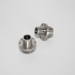 Junta roscada CNC de acero inoxidable.